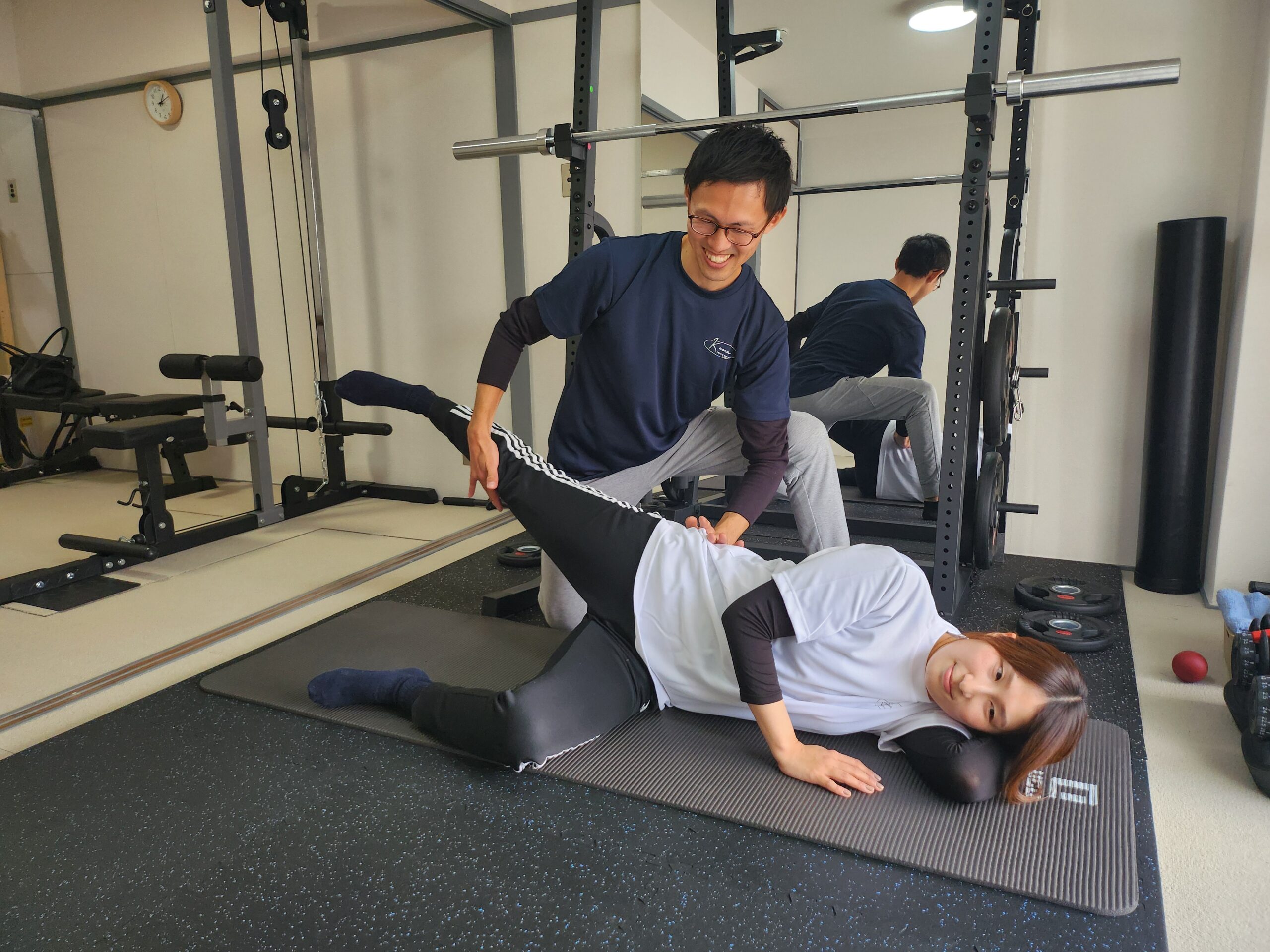 トレーニングを指導する様子